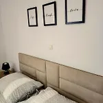 Cozy Apartman Tonka-city View *